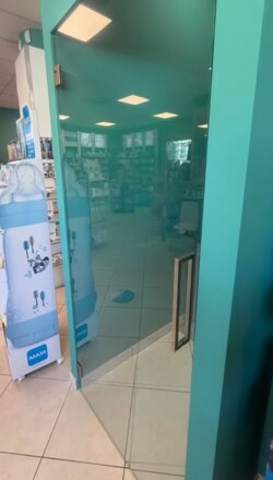 porta vetro farmacia